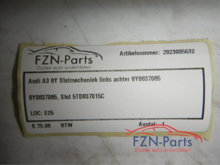 Audi A3 8Y Slotmechaniek Links Achter
