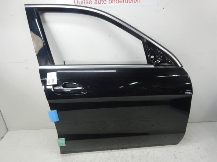 Portier 4Deurs rechts-voor Mercedes ML-Klasse (22723037)