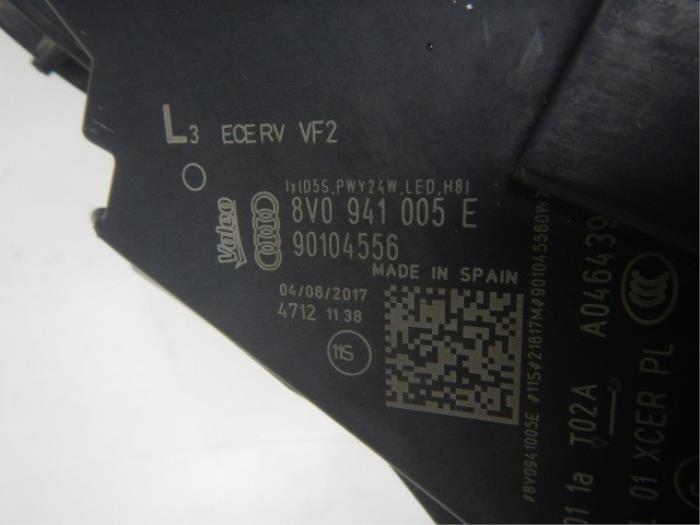 Audi A3 8V Facelift Koplamp Links