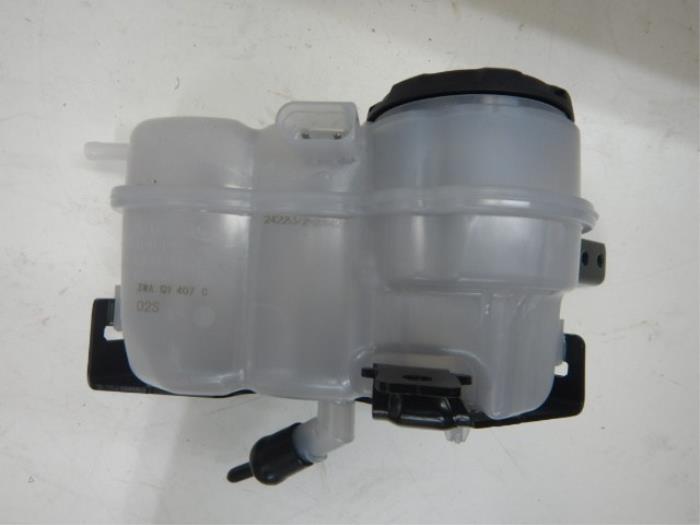 VW Golf 8 GTE Extra Koelvloeistof Tank