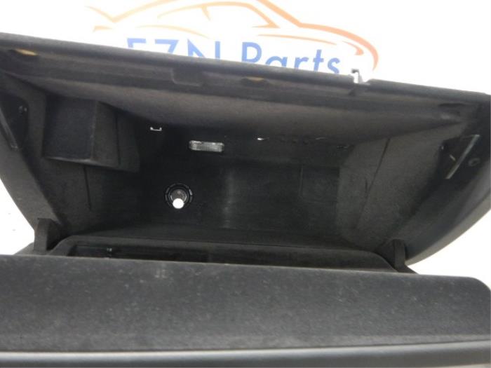 Audi A6 4G Dashboardkast met Slot