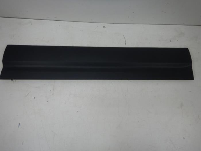 Land Rover New Defender L663 Sideskirt Rechts-voor