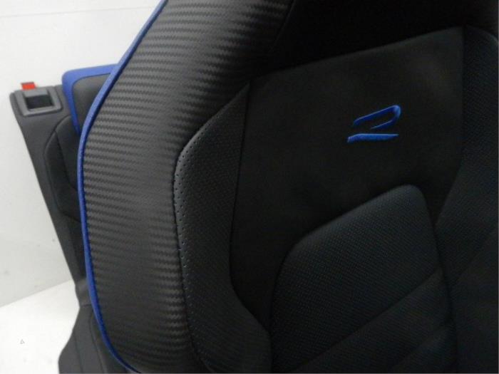VW Golf 8 R Interieur Leder Stof Verwarmd Koeling Memory Carbon