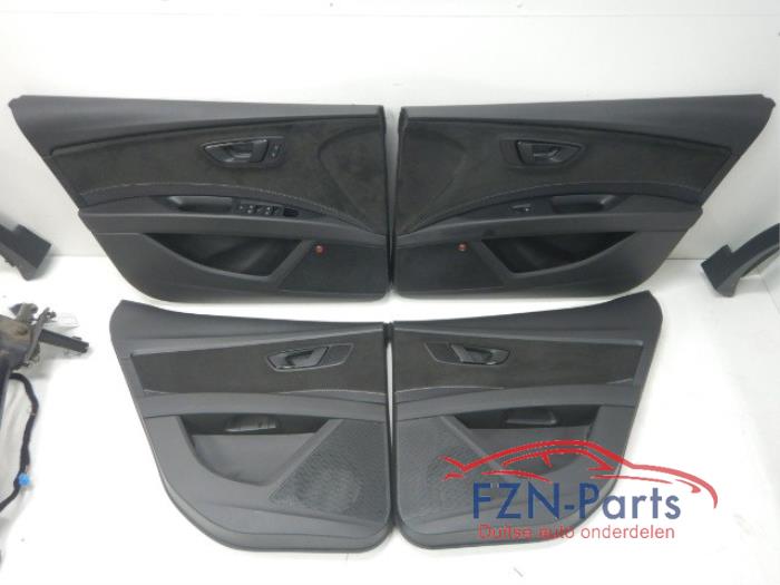 Portierbekleding 4Deurs rechts-voor Cupra Leon (22738160)