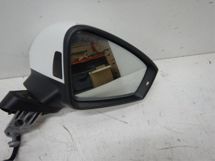 VW Touareg 760 Spiegel Rechts Inklap Side-Assist 360-Camera Elektrisch  Inklapbaar Side-Assist 360-Camera Dimmend Glas Kleur: