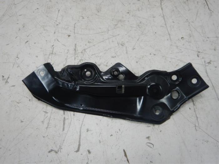 Koplampframe links Volkswagen Polo (22743827)