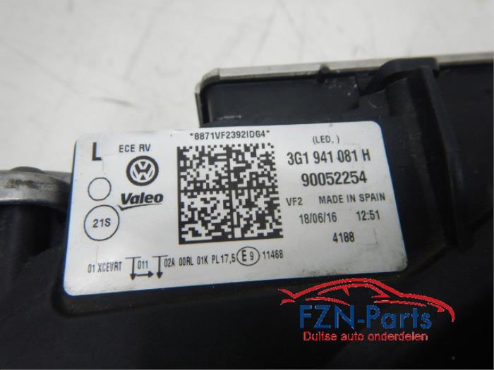 VW Passat B8 VOLLED Koplamp Links