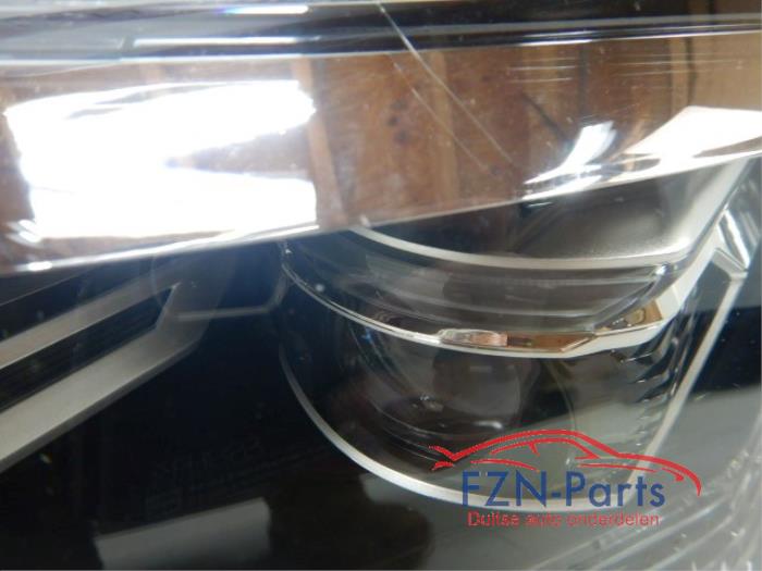 VW Caddy 2K8 Koplamp Links VOLLED