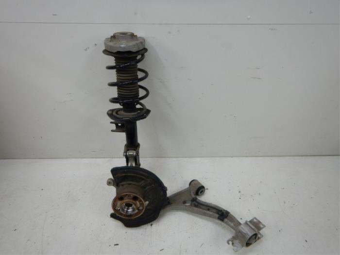 Mercedes-Benz W246 B-klasse Wielophanging Fusee Veerpoot Links