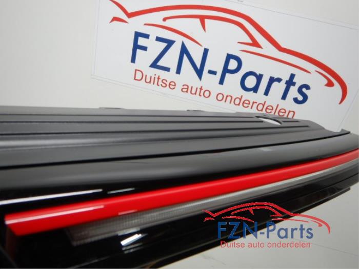 VW Golf 8 GTI Grille Hoogglans Zwart ACC