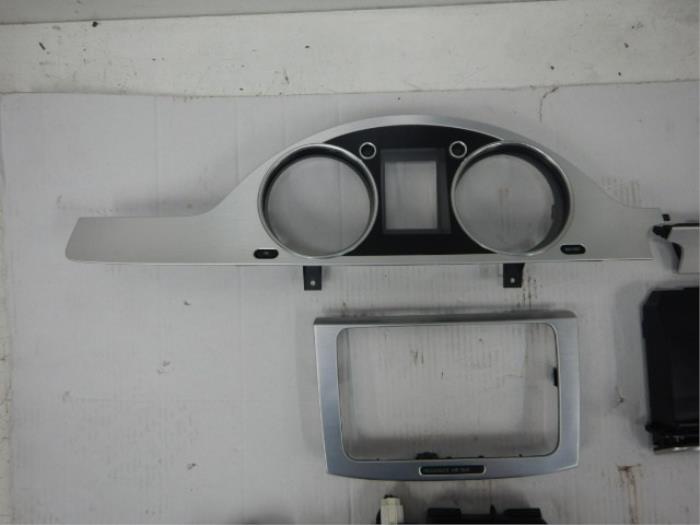 VW Passat 3C8 Inleg Dashboard Grijs Aluminium Look