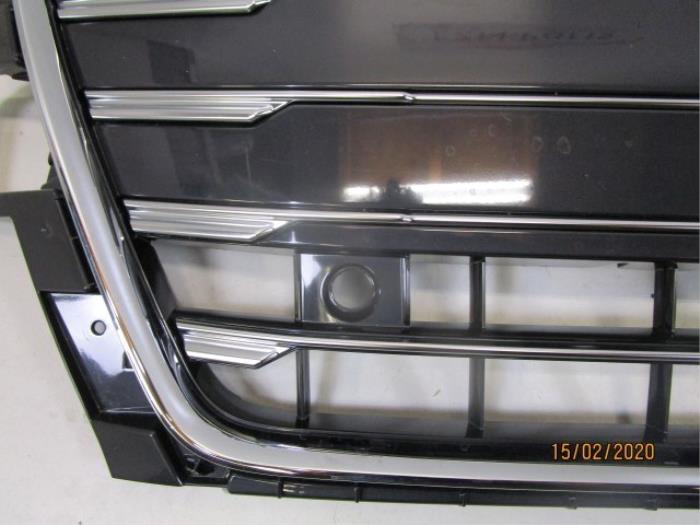 Grille Audi A4 (22726639)