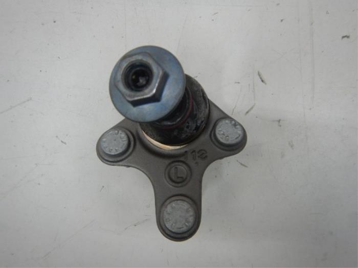 VW Golf 7 Fuseekogel Draagarm Wielophanging Links