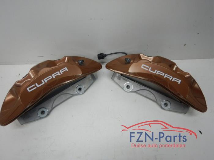 VW / Cupra remklauwen 6 Pots Akebono Set L + R NIEUW