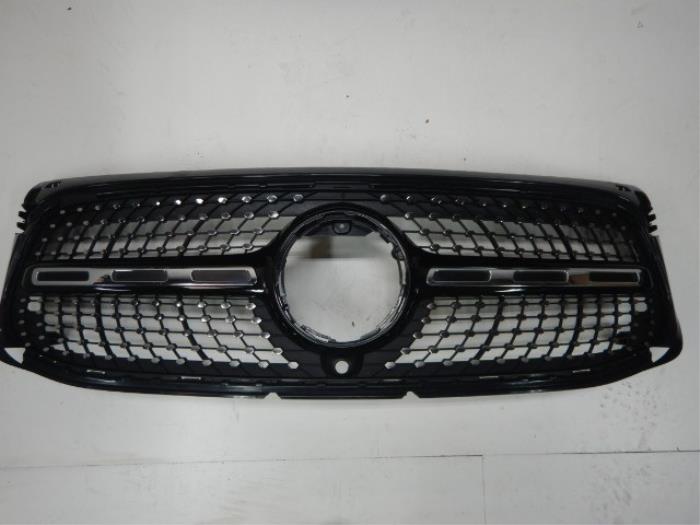 Mercedes Benz X247 GLB Klasse Diamond Grille