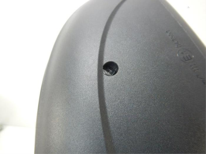 VW Golf 8 Facelift Spiegel Links Inklapbaar Side-assist ( Zij buitenspiegel ) Kleur: LY9T Mythosschwarz ZwartElektrisch verstel verwarm en inklapbaarSide assist past alleen op golf 8 Zij buiten spiegel huis compleet spiegelkap spiegelglas