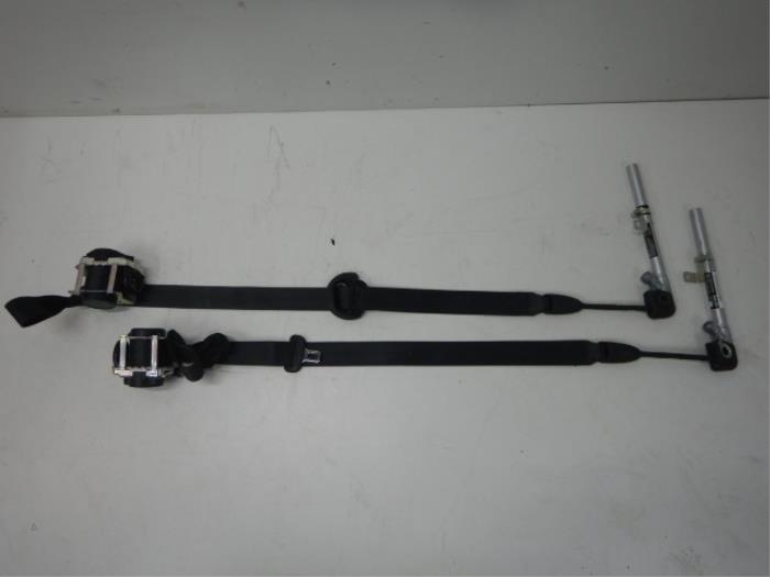 VW Taigo Gordel Voorzijde Set L+R