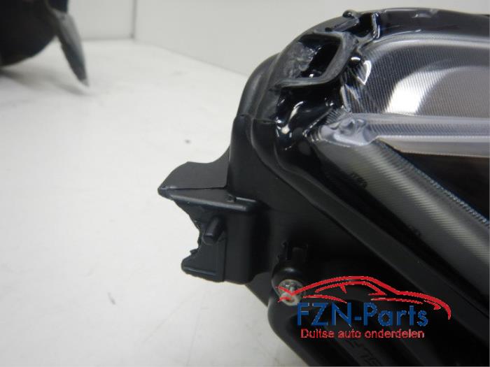 Tesla Model S Facelift LED Koplamp Rechts
