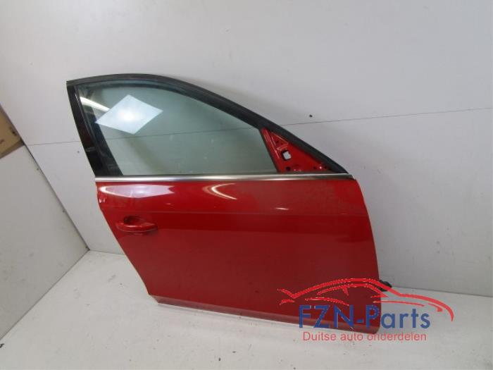 Portier 4Deurs rechts-voor Audi A4 (22743605)