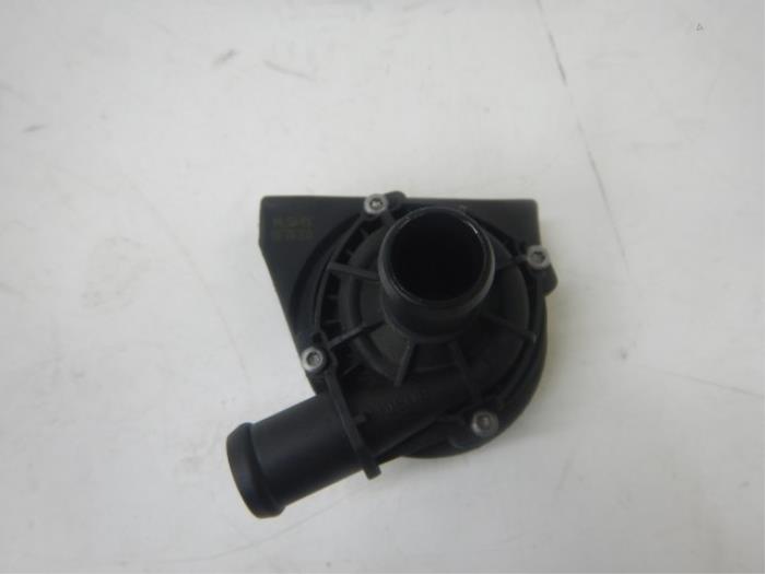 Extra waterpomp Volkswagen T-Cross (22729254)