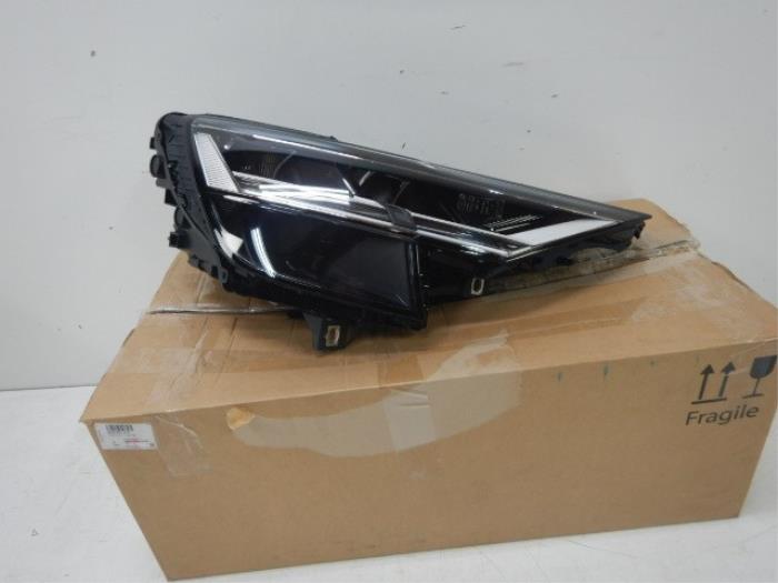 Audi Q8 4M8 Volled Koplamp Rechts