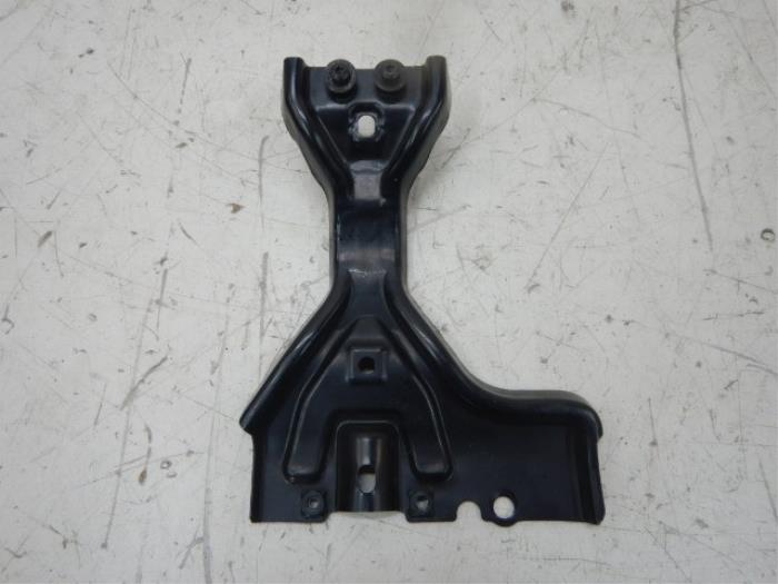 VW Tiguan 5N0 Steun Slotplaat Bumperbalk