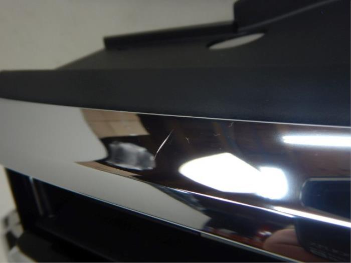 VW Passat B8 Facelift R-Line Grille Chrome