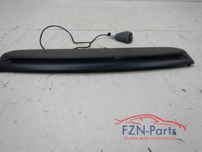 Extra Remlicht midden Mercedes C-Klasse (22734057)