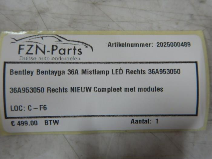 Mistlamp rechts-voor Bentley Bentayga (22736141)
