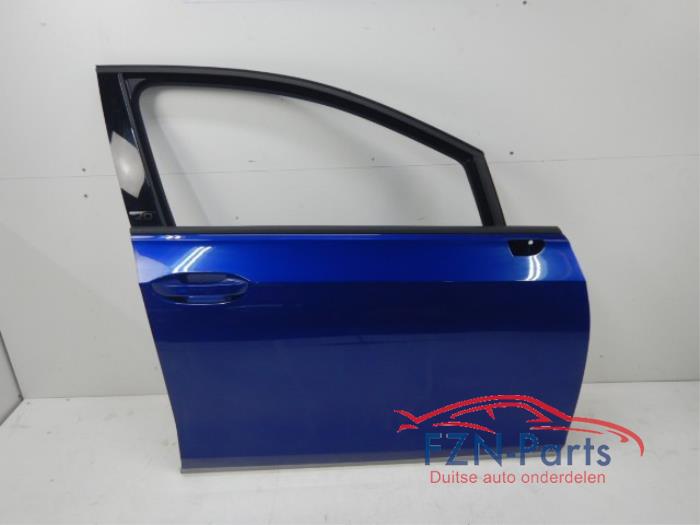 VW Golf 8 Portier Rechts-voor LD5K 2.0 TDI GTD 143527 01-09-2020 07-03-2024
1.0 eTSI