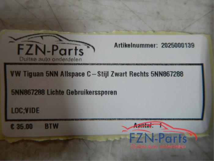 VW Tiguan 5NN Allspace C-Stijl Rechts Zwart