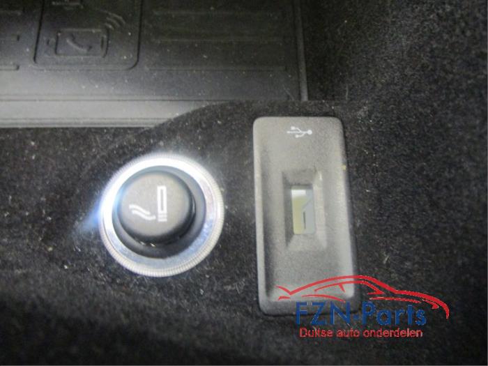 VW Touareg CR7 Asbak Middenconsole + Koppelantenne