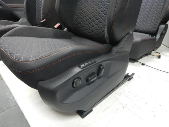 Bekleding Set (compleet) Seat Tarraco (22744137)