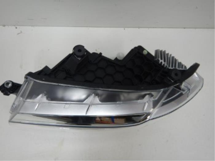 Koplamp links Volkswagen Crafter (22721399)