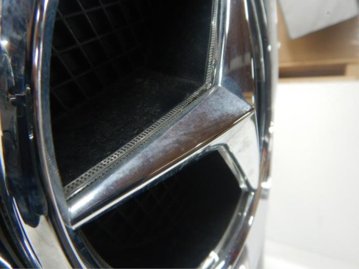 Mercedes Benz W218 Voorbumper AMG - Line 6PDC
