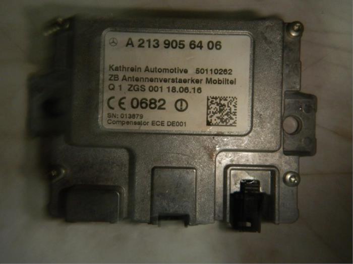 Antenne Versterker Mercedes C-Klasse (22732625)