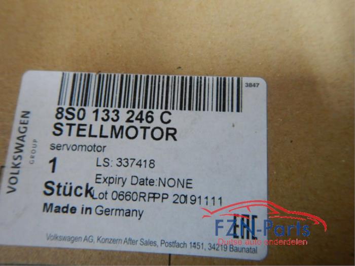 Stelmotor tussenbak Audi A4 (22742577)
