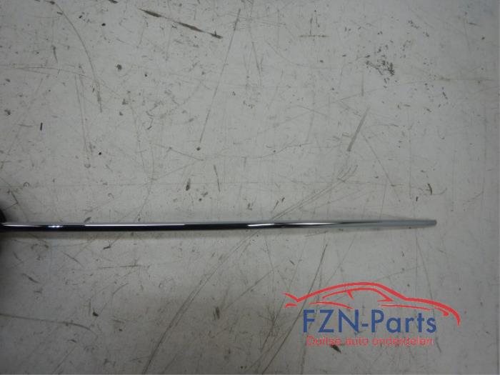 VW Beetle 5C Inleg Voorbumper Chrome