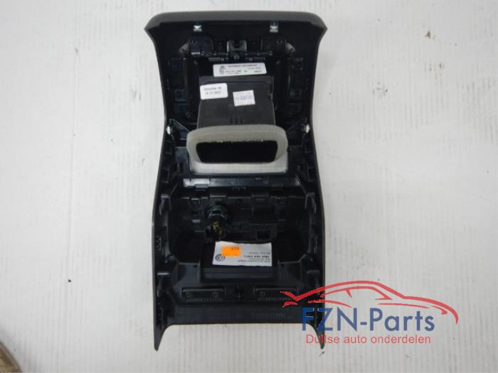 VW Tiguan 5NA Middenconsole Armsteun achterkant