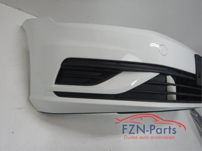 Voorbumper Volkswagen Golf (22721354)