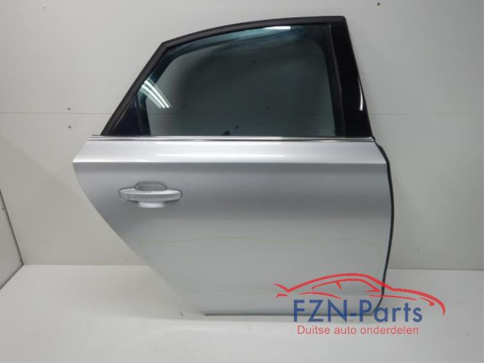 Portier 4Deurs rechts-achter Audi A8 (22723888)