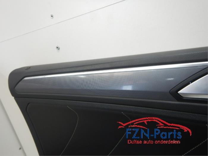 VW Tiguan 5NA R-Line Leer Deurpanelen Dynaudio Speakerset