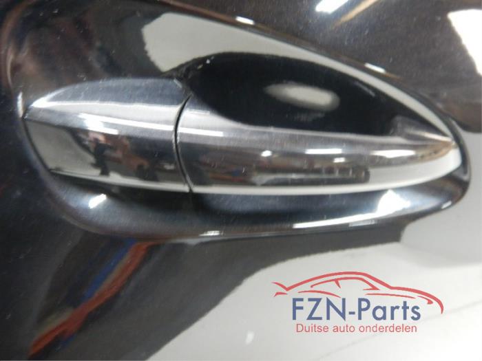 Portier 4Deurs rechts-achter Mercedes GL-KLASSE (22723850)