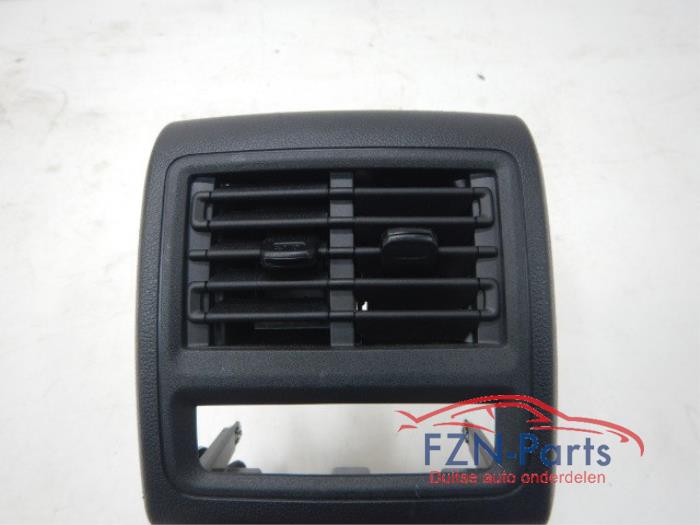 VW Golf 8 Middenconsole Armsteun Achterzijde USB-C