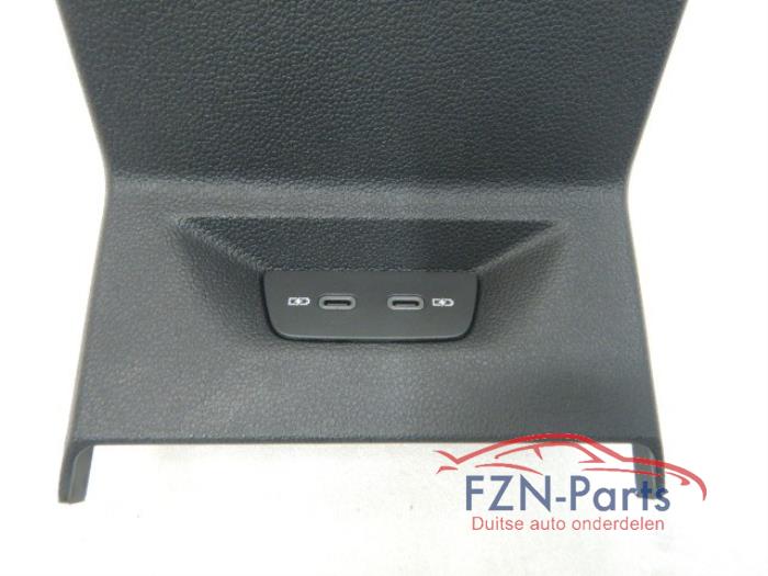 VW Golf 8 Middenconsole Armsteun Achterzijde USB C