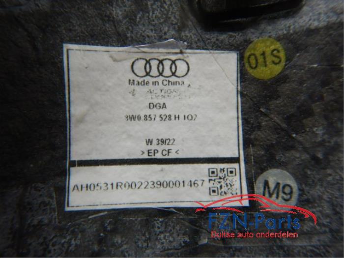 Audi RS4 8W Mat Carbon Spiegelkappen L+R Side-Assist