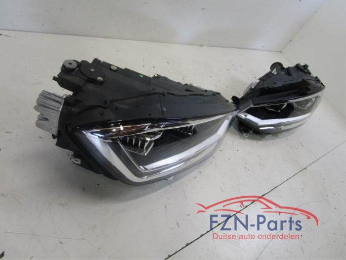 Koplampset links+rechts Volkswagen Golf Sportsvan (22723367)