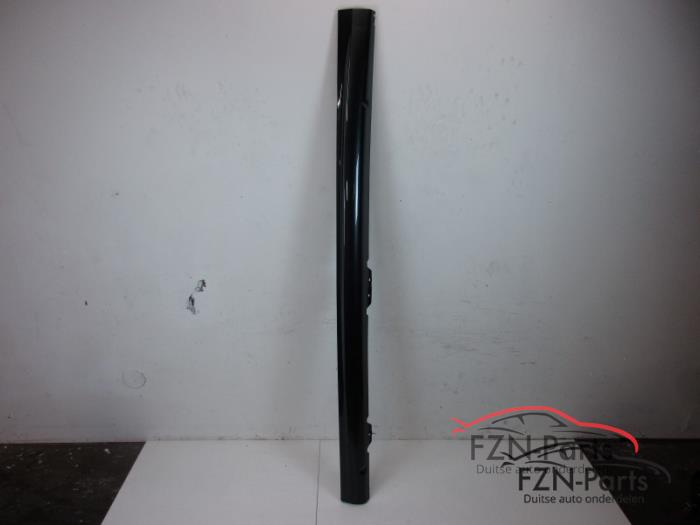 Zijskirt links Volkswagen Golf (22727583)