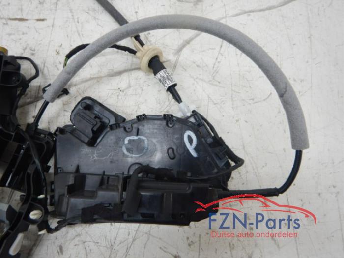 Deurslot Mechaniek 4Deurs rechts-voor Volkswagen Tiguan (22741642)