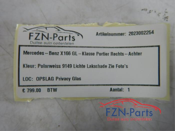 Portier 4Deurs rechts-achter Mercedes GL-KLASSE (22723853)